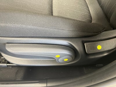 2025 Hyundai Venue SE