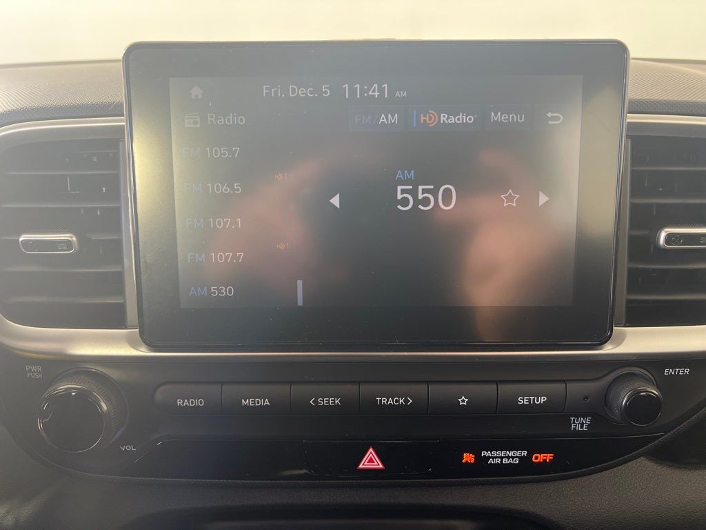 2025 Hyundai Venue SE