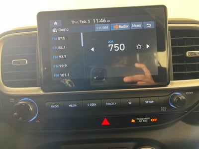 2025 Hyundai Venue SE