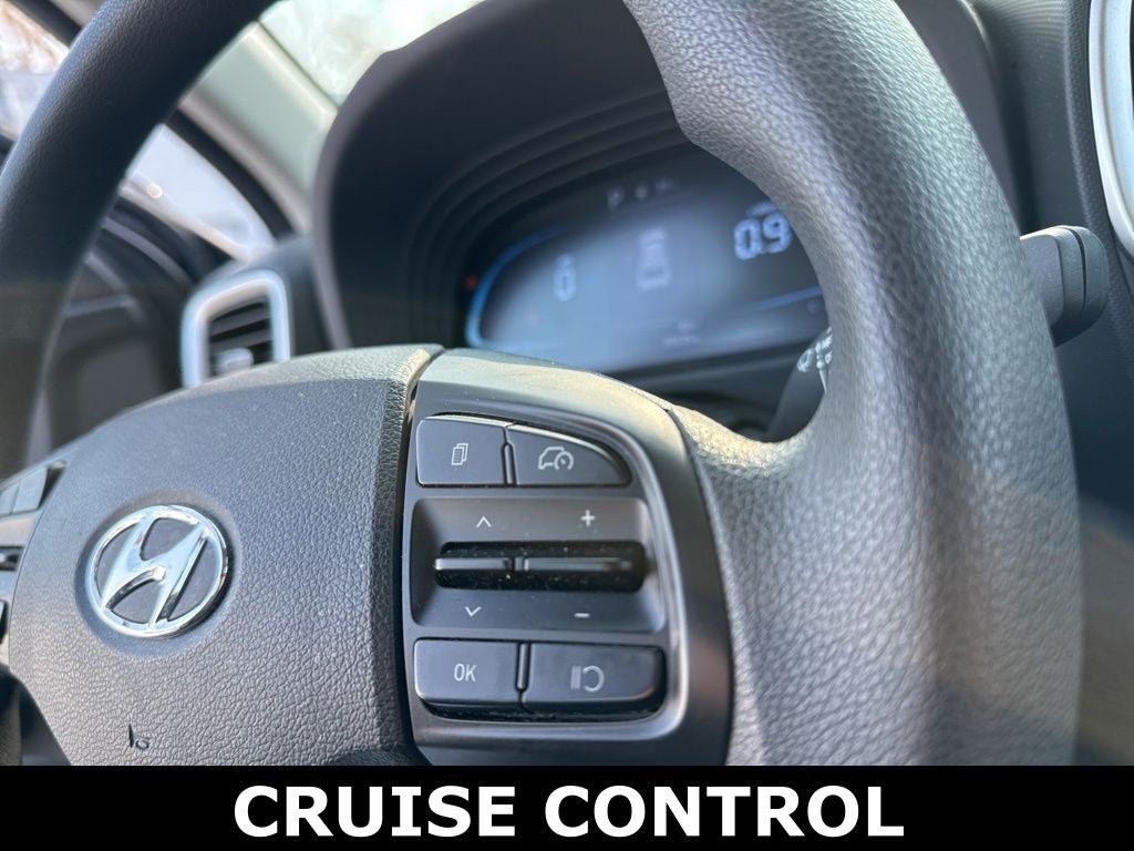 2023 Hyundai Venue SE