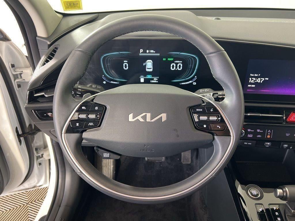 2023 Kia Niro EX