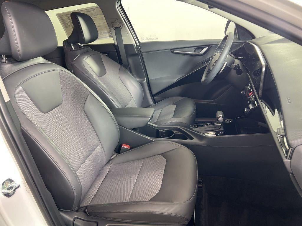 2023 Kia Niro EX