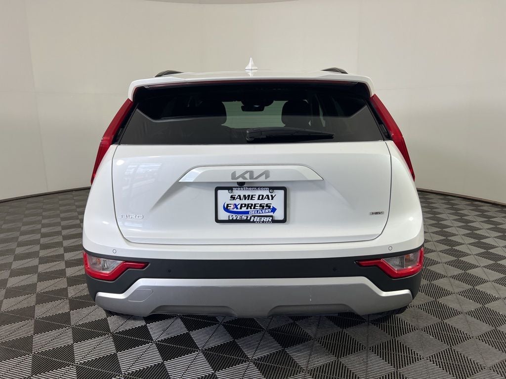 2023 Kia Niro EX