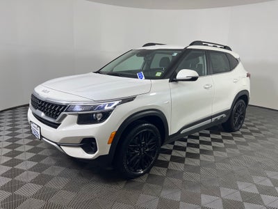 2022 Kia Seltos Nightfall