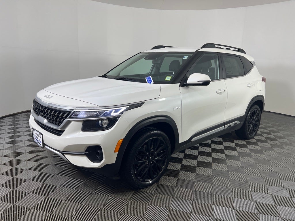 2022 Kia Seltos Nightfall