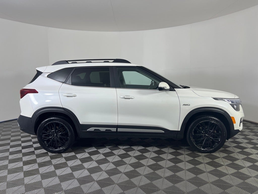 2022 Kia Seltos Nightfall