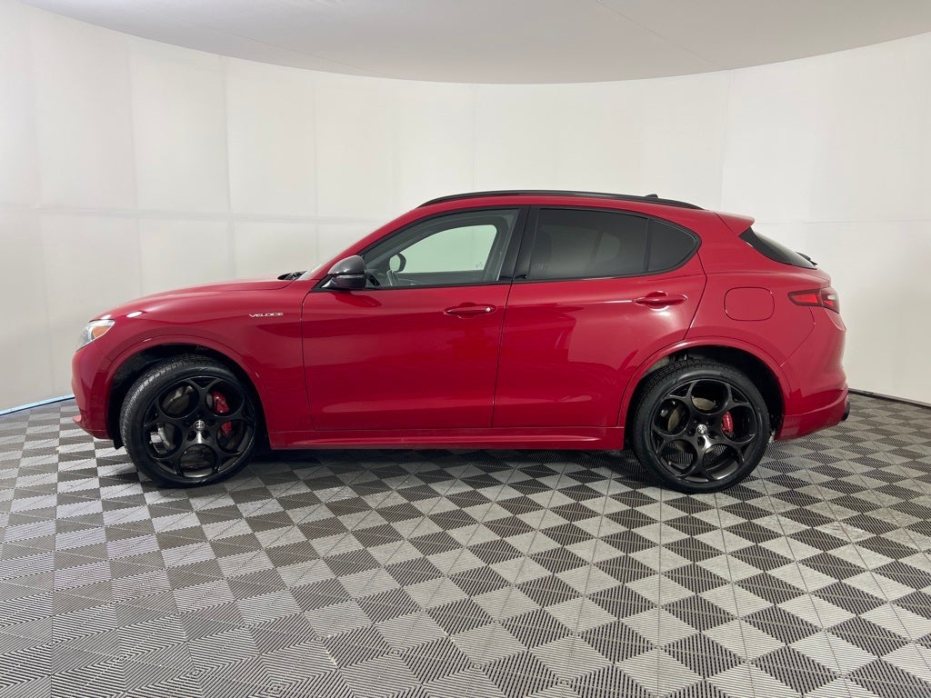 2022 Alfa Romeo Stelvio Veloce