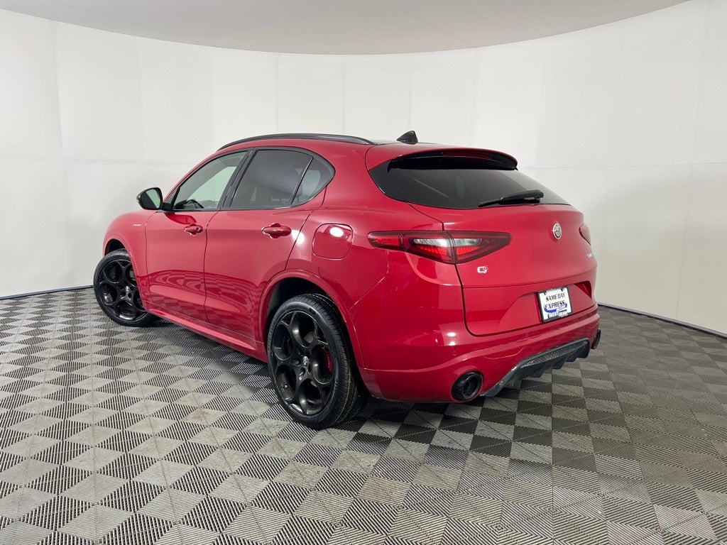 2022 Alfa Romeo Stelvio Veloce