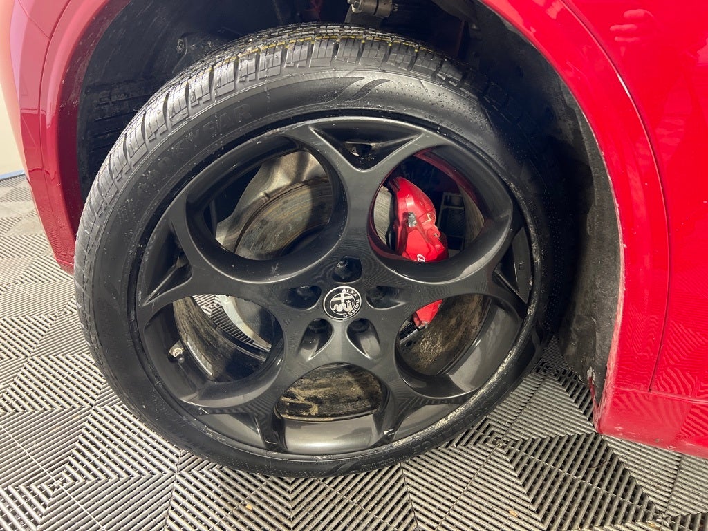 2022 Alfa Romeo Stelvio Veloce