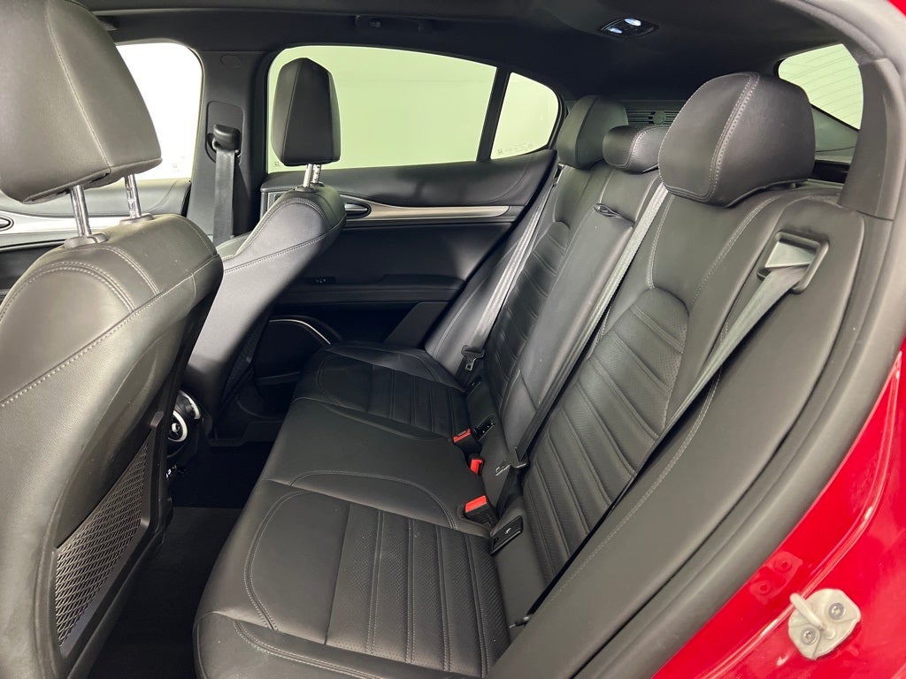 2022 Alfa Romeo Stelvio Veloce