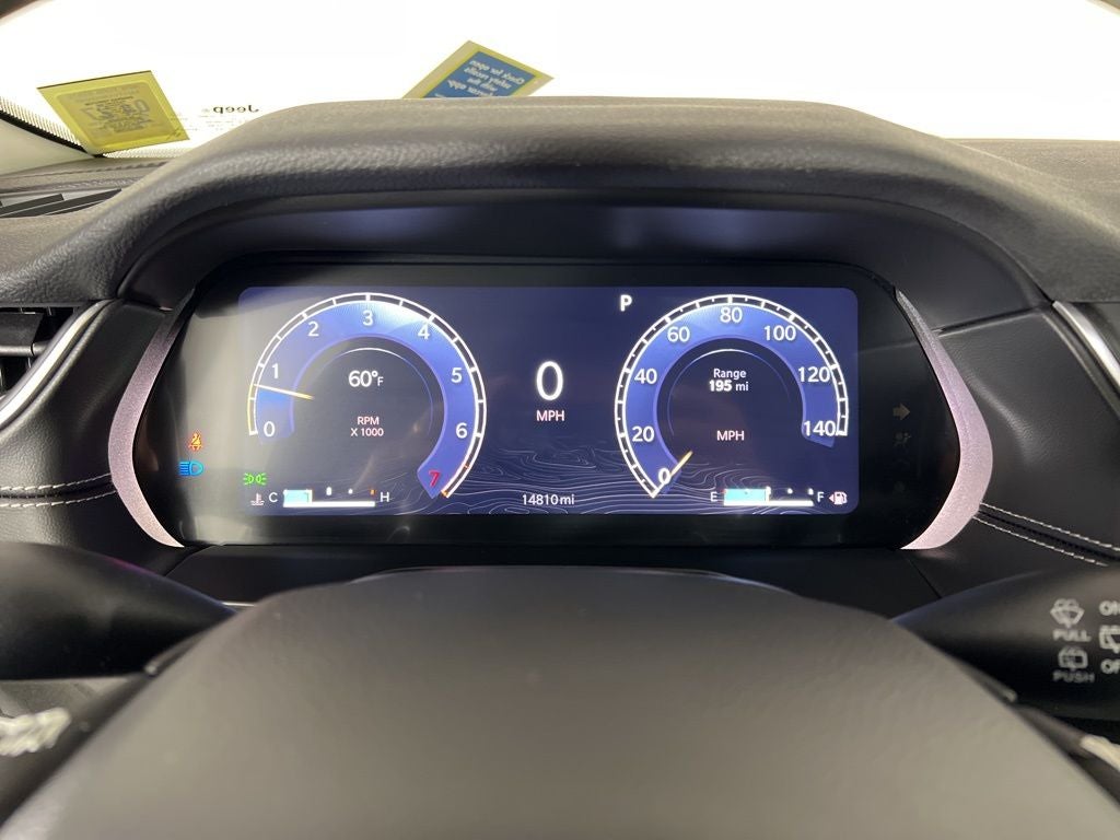 2023 Jeep Grand Cherokee L Laredo