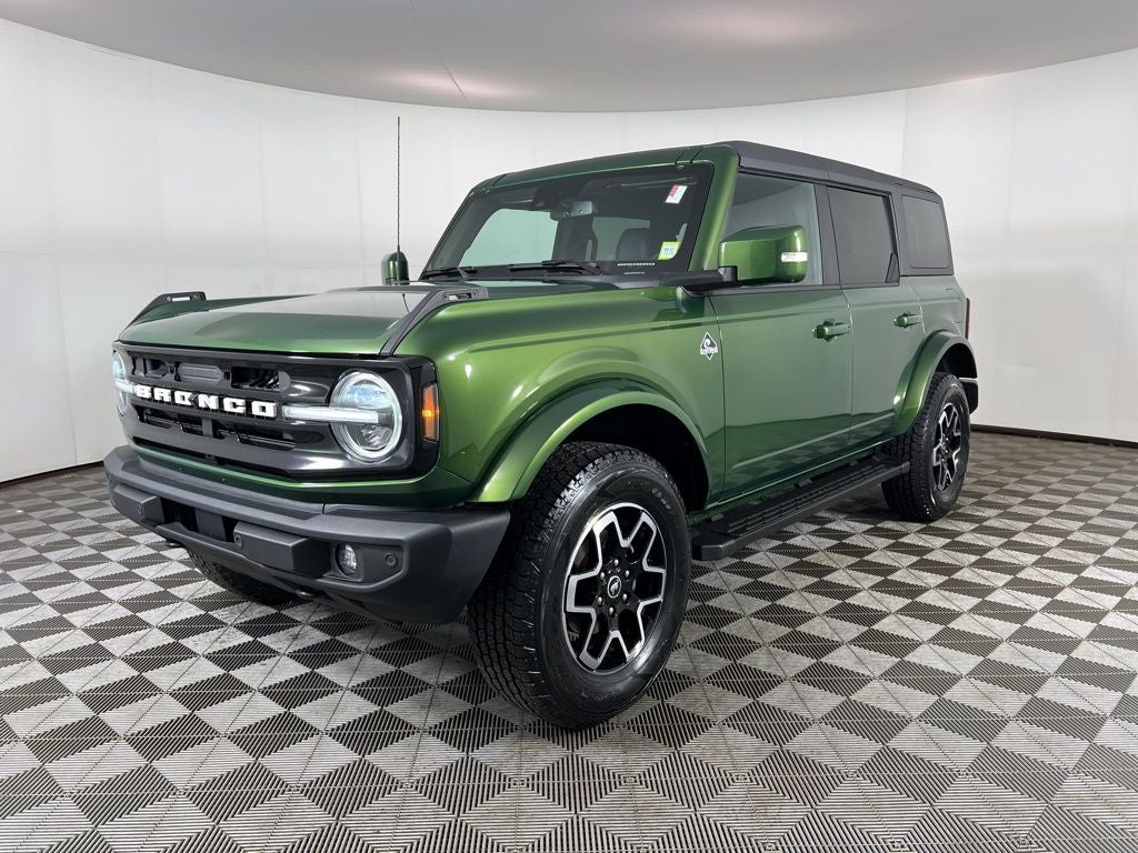 2023 Ford Bronco Outer Banks