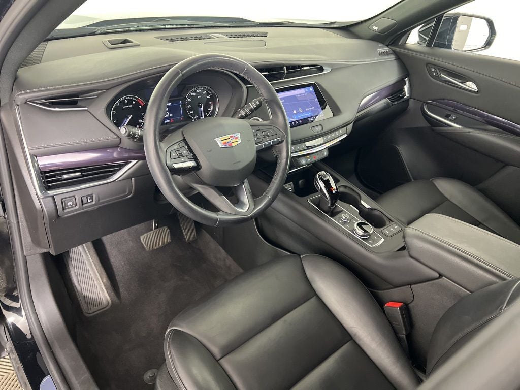 2023 Cadillac XT4 Luxury