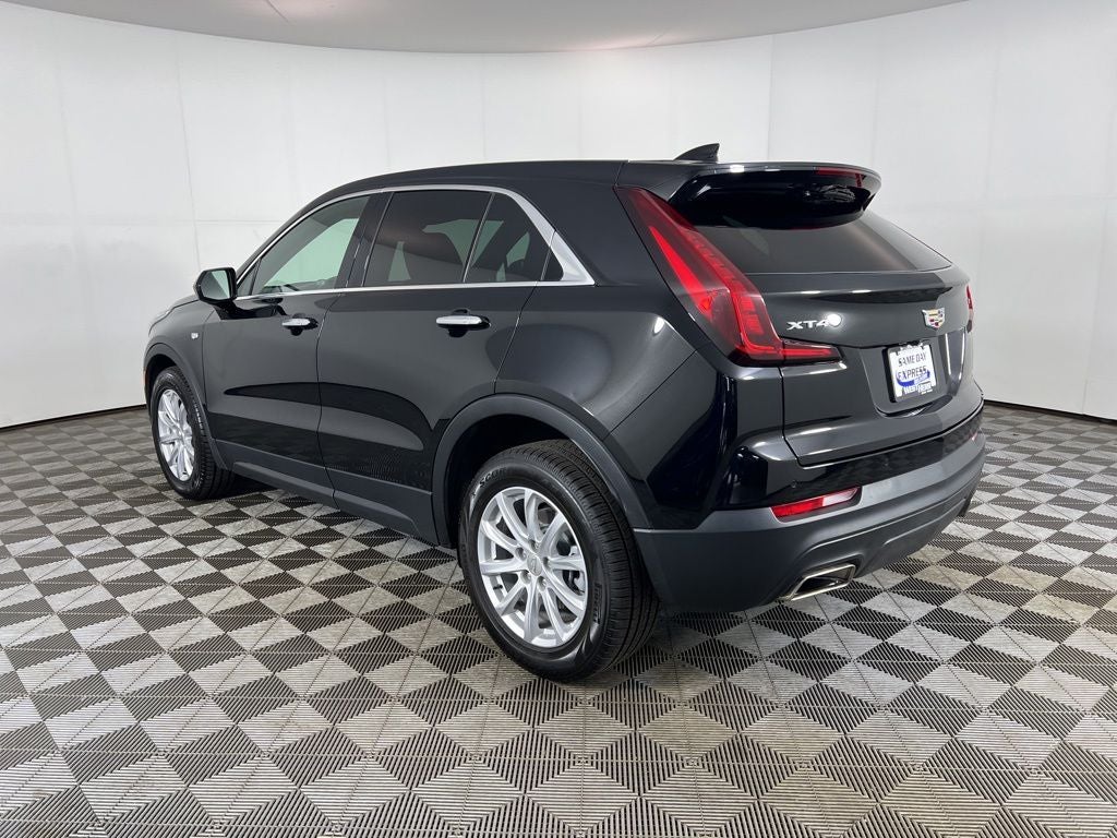 2023 Cadillac XT4 Luxury