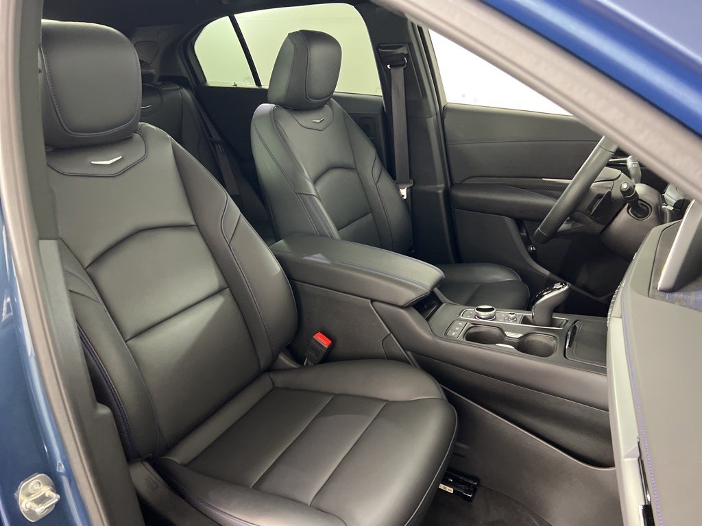 2025 Cadillac XT4 Sport