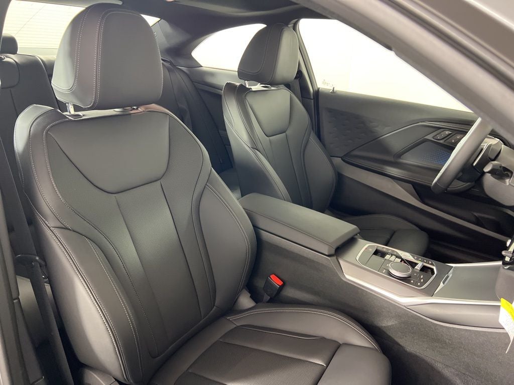 2025 BMW 2 Series 230i xDrive