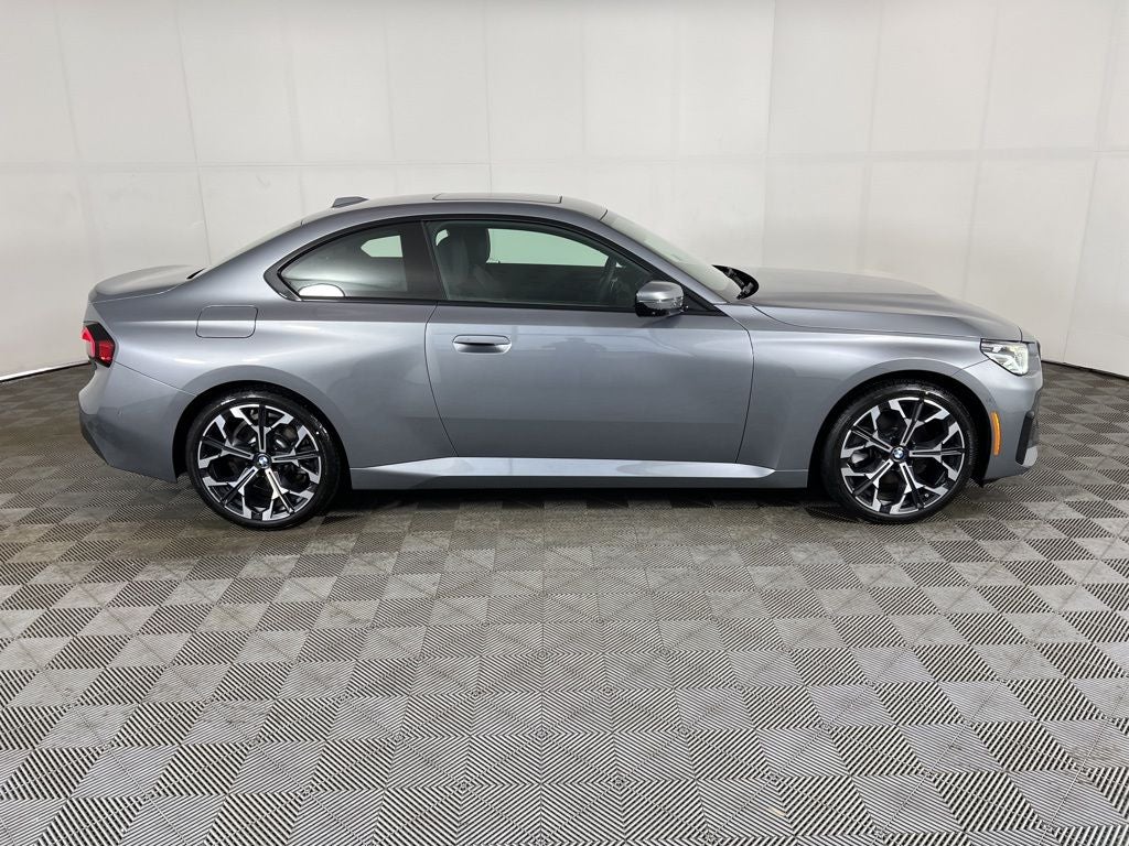 2025 BMW 2 Series 230i xDrive