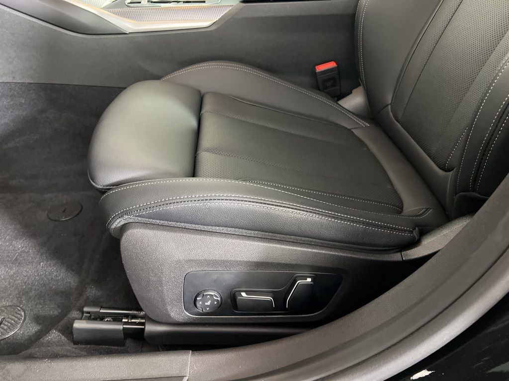 2025 BMW 3 Series 330i xDrive