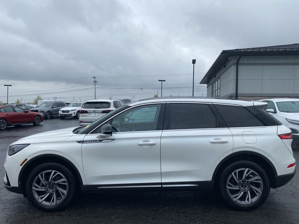 2023 Lincoln Corsair Standard