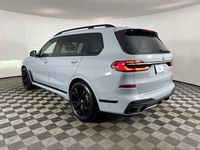 2023 BMW X7 xDrive40i