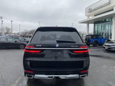 2025 BMW X7 xDrive40i