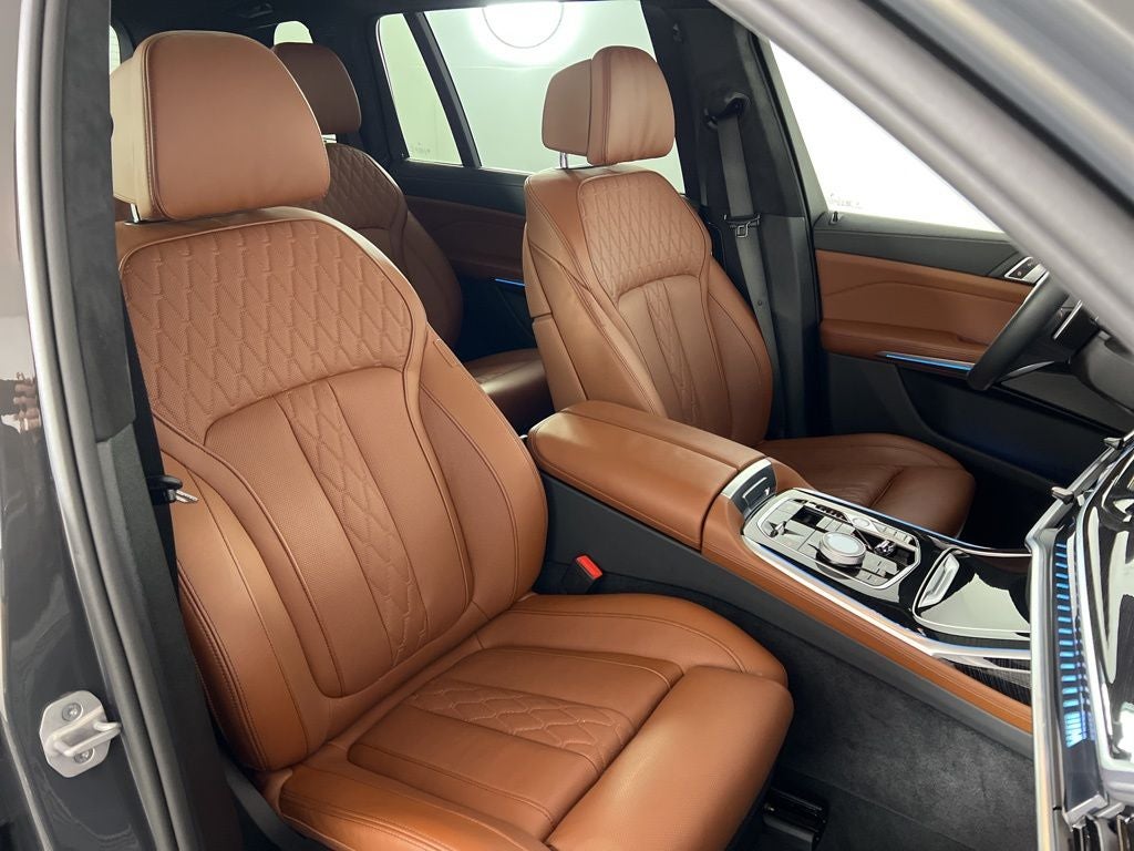 2026 BMW X7 M60i