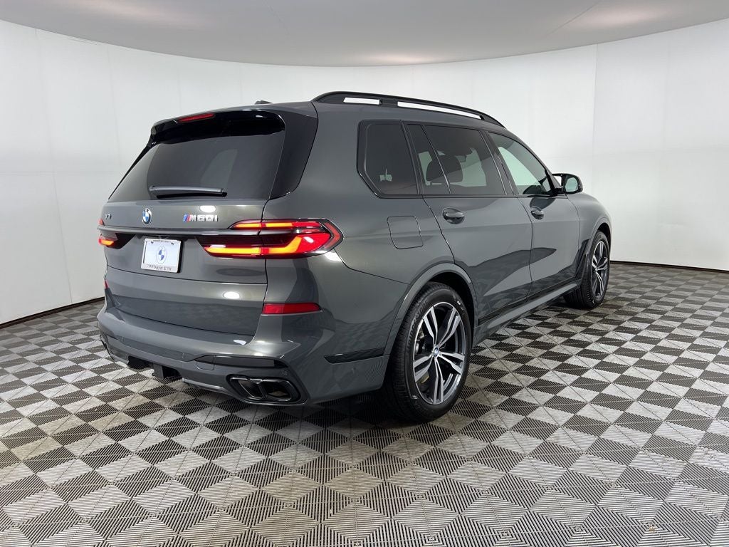 2026 BMW X7 M60i