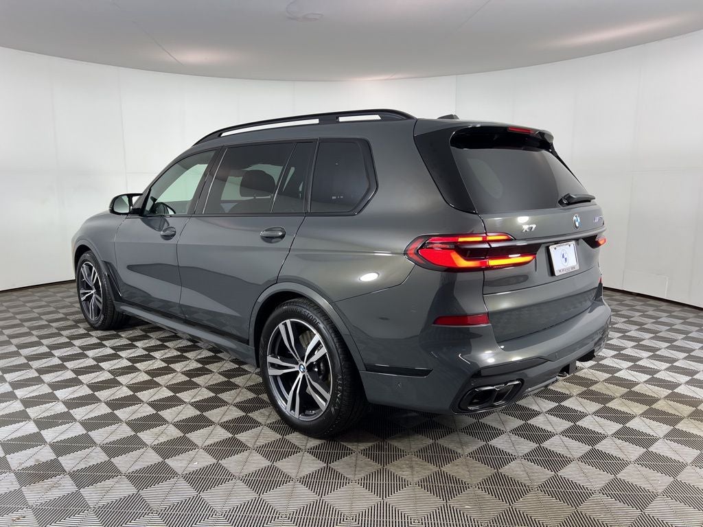 2026 BMW X7 M60i