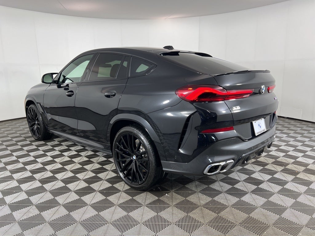 2026 BMW X6 M60i