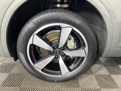 2023 Audi Q5 45 S line Prestige quattro
