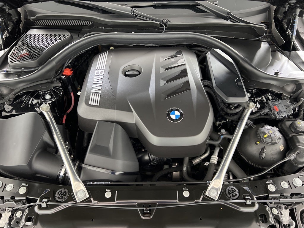 2025 BMW 5 Series 530i xDrive