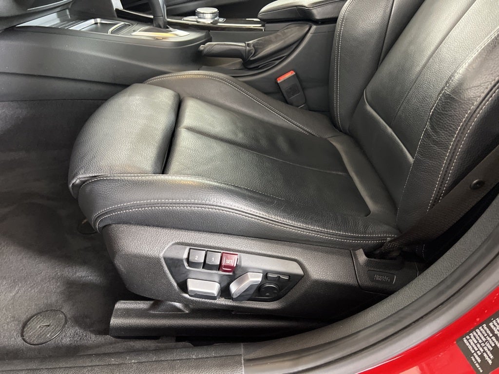 2017 BMW 3 Series 330i xDrive