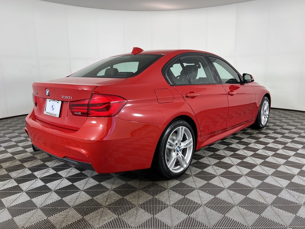 2017 BMW 3 Series 330i xDrive