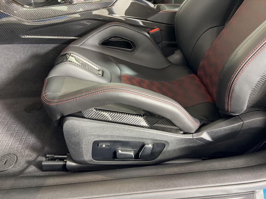 2025 BMW M4 CS