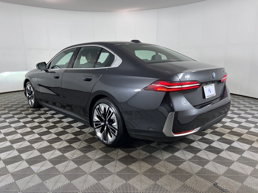 2026 BMW i5 xDrive40