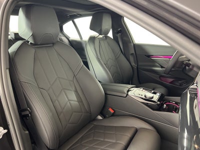 2026 BMW i5 xDrive40