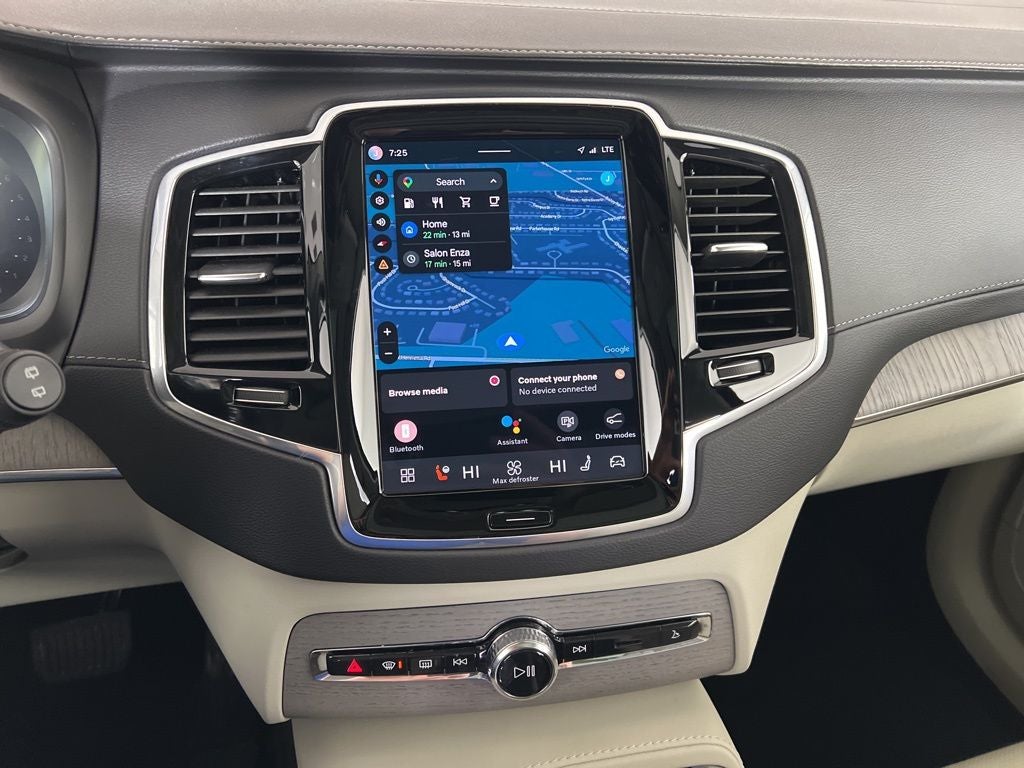 2025 Volvo XC90 B6 Ultra