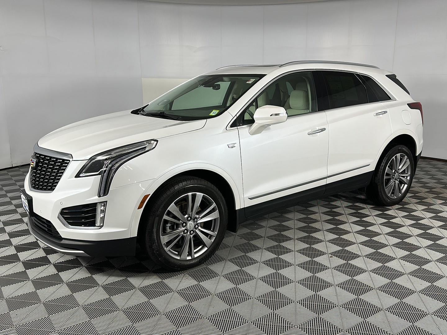 2024 Cadillac XT5 AWD Premium Luxury