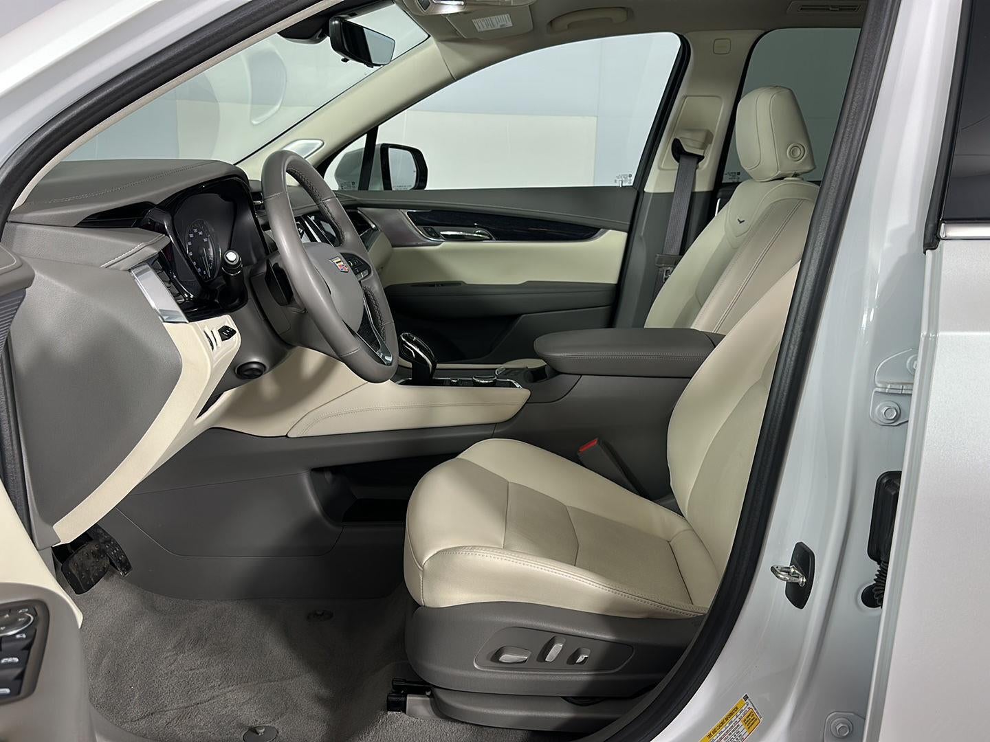 2023 Cadillac XT6 AWD Premium Luxury