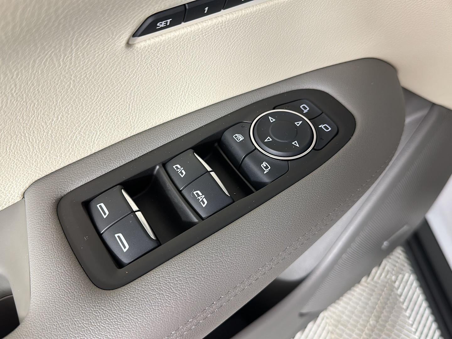 2023 Cadillac XT6 AWD Premium Luxury