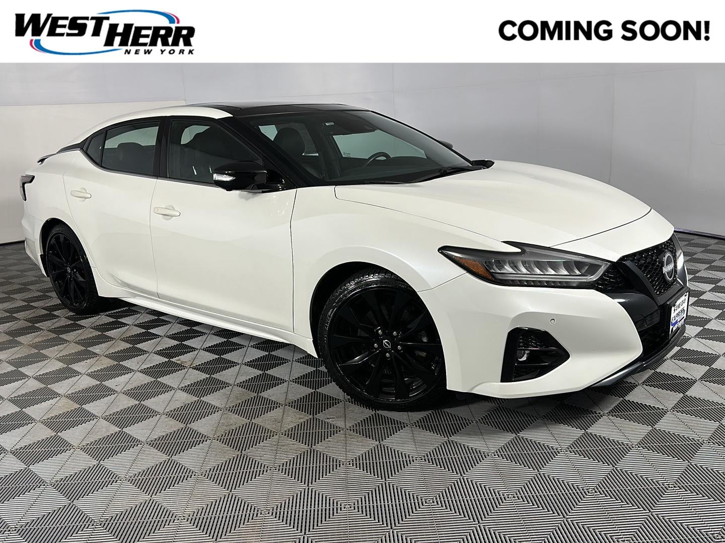 2023 Nissan Maxima SR