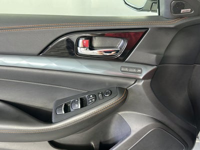 2023 Nissan Maxima SR