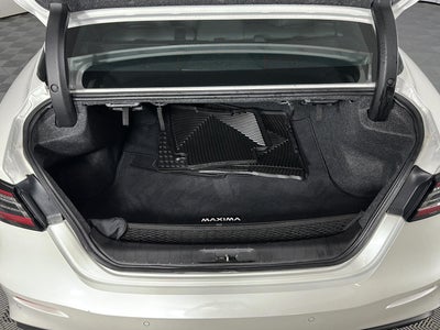 2023 Nissan Maxima SR