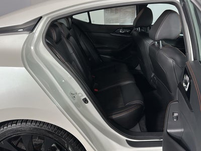 2023 Nissan Maxima SR