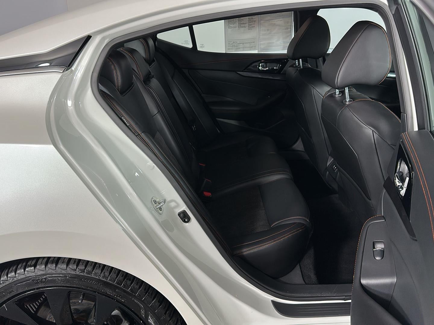 2023 Nissan Maxima SR