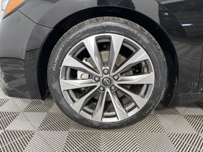 2023 Nissan Maxima Platinum