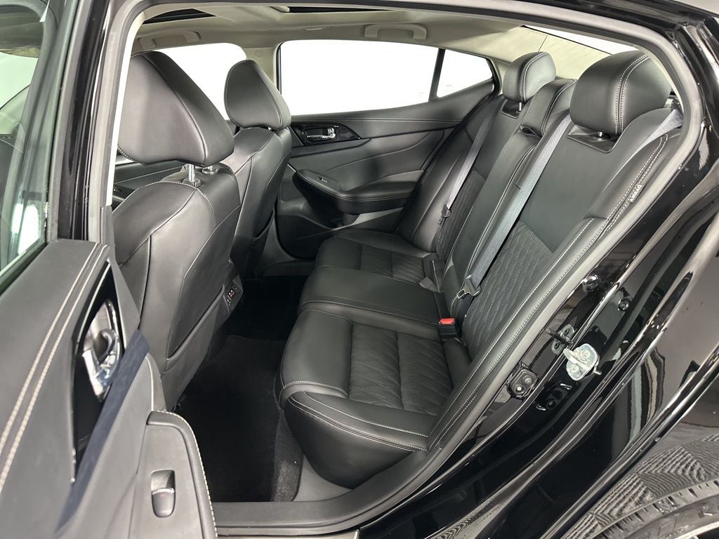 2023 Nissan Maxima Platinum