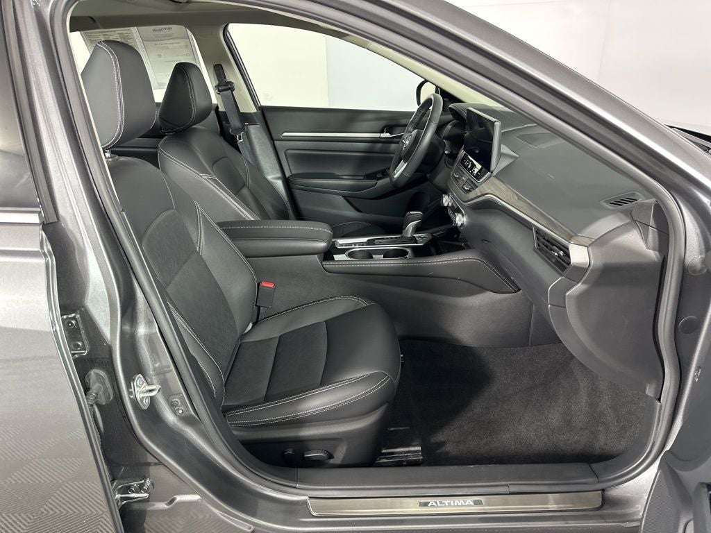 2025 Nissan Altima 2.5 SL