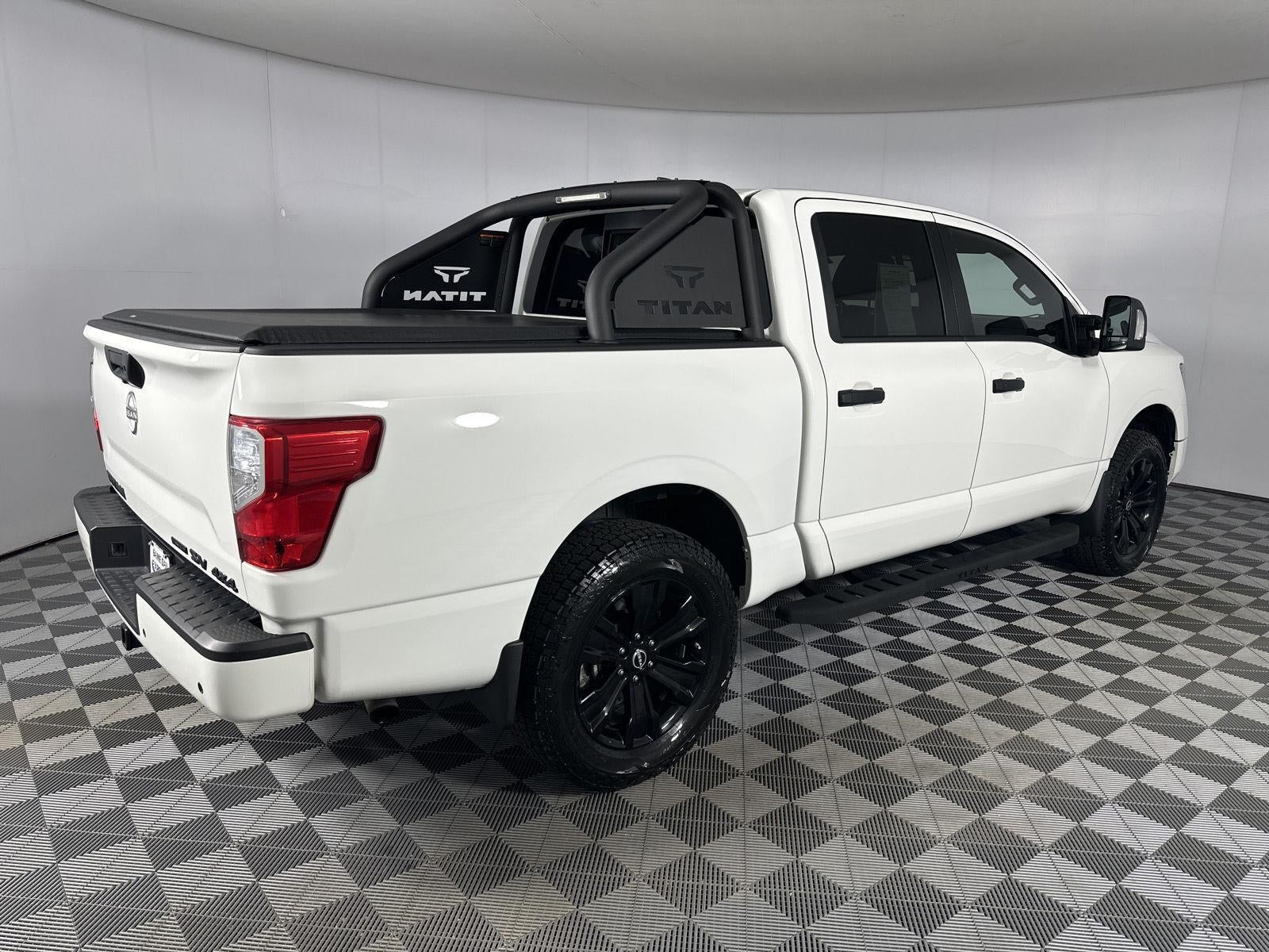 2024 Nissan Titan SV