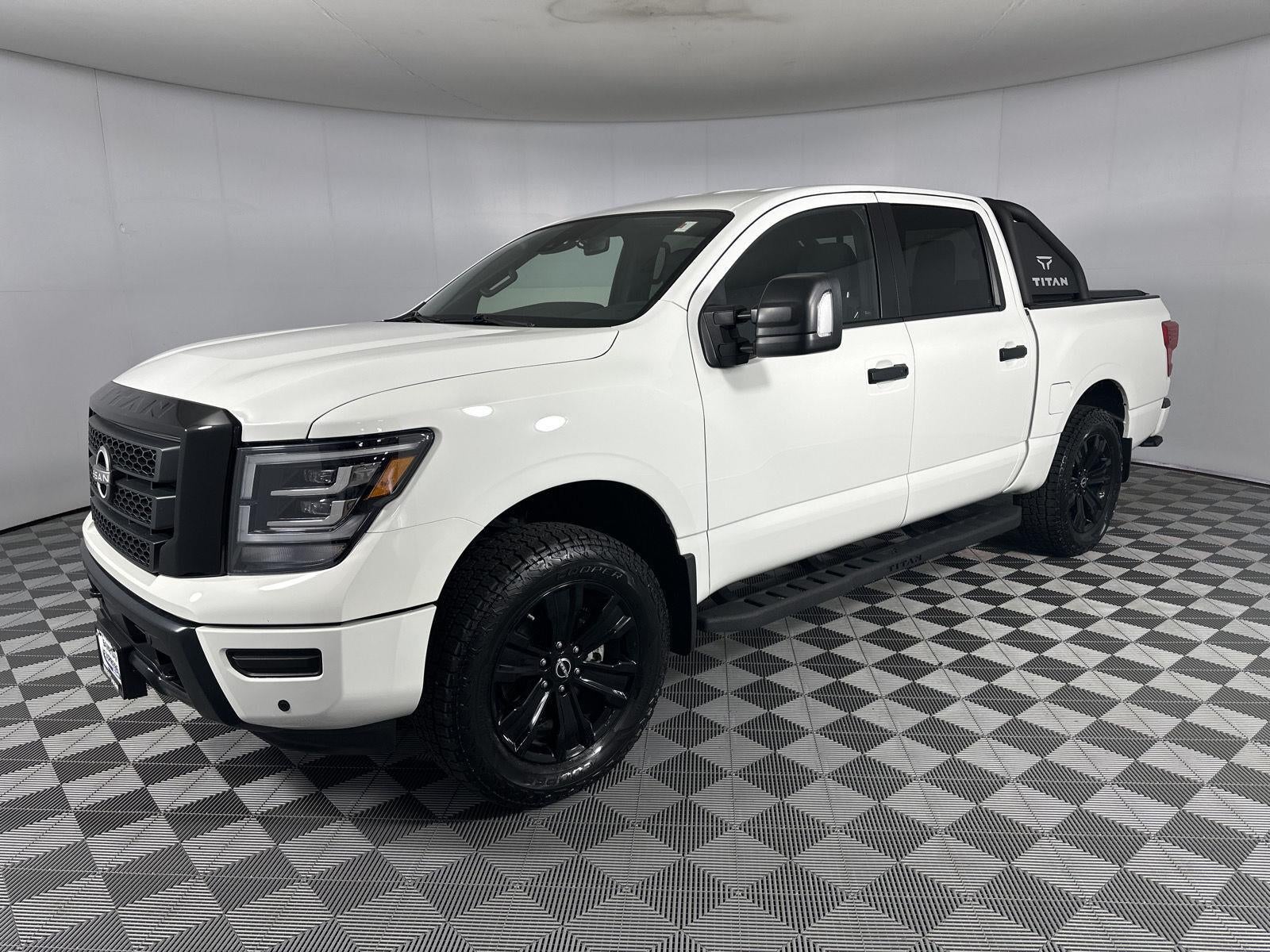 2024 Nissan Titan SV